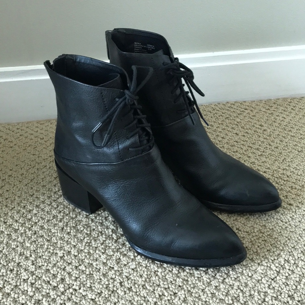 Calvin Klein Nickia Boot